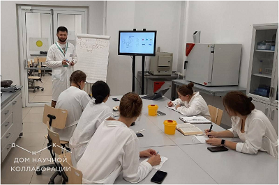 Наставник центра «ДНК» Вологодского государственного университета преподает в центре «Сириус»